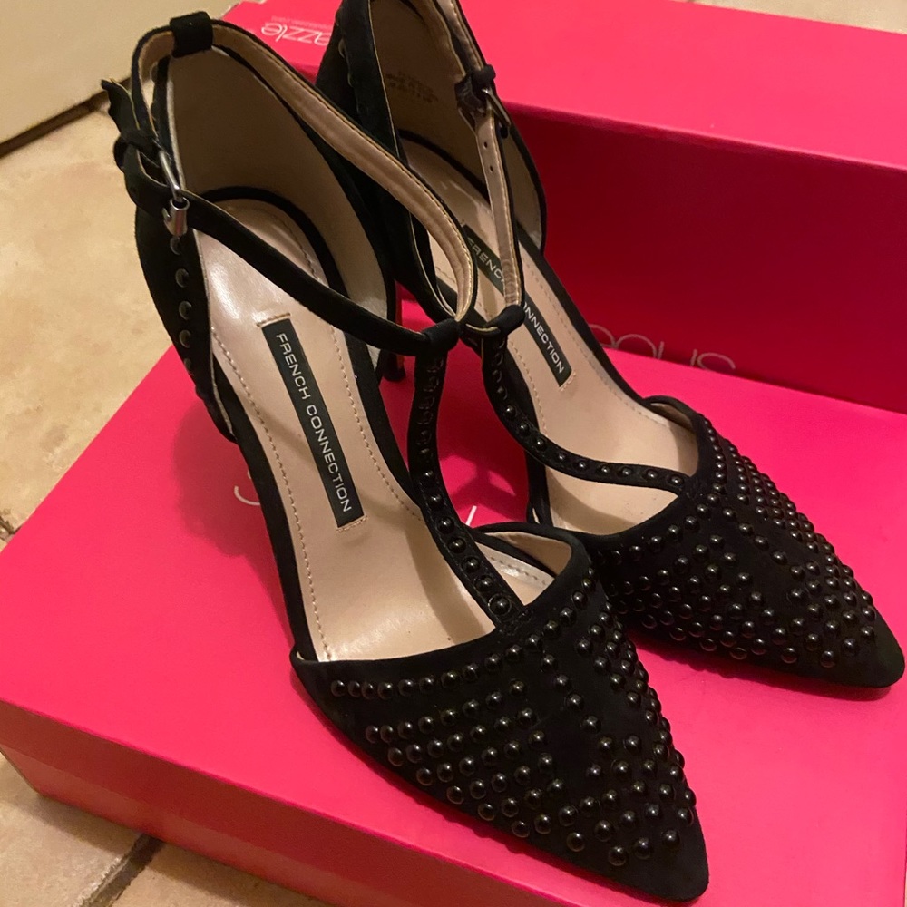 French Connection Studded T-Strap pump 7.5